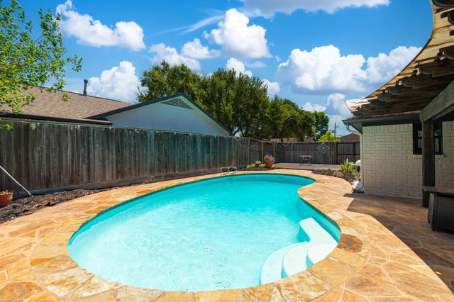 5302 Arbor Vitae Drive, Houston, TX 77092
