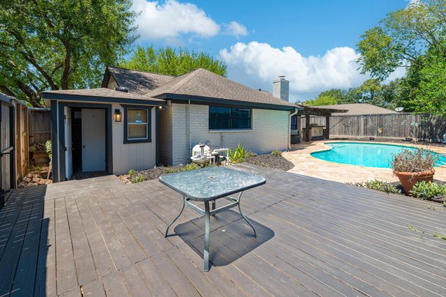 5302 Arbor Vitae Drive, Houston, TX 77092