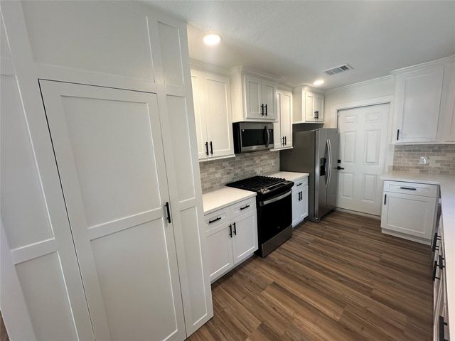 5302 Arbor Vitae Drive, Houston, TX 77092