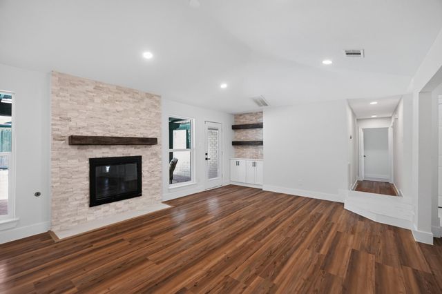 5302 Arbor Vitae Drive, Houston, TX 77092