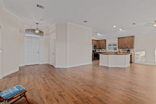 9705 Pinewood Drive, Denton, TX 76207
