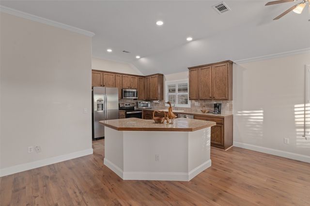 9705 Pinewood Drive, Denton, TX 76207
