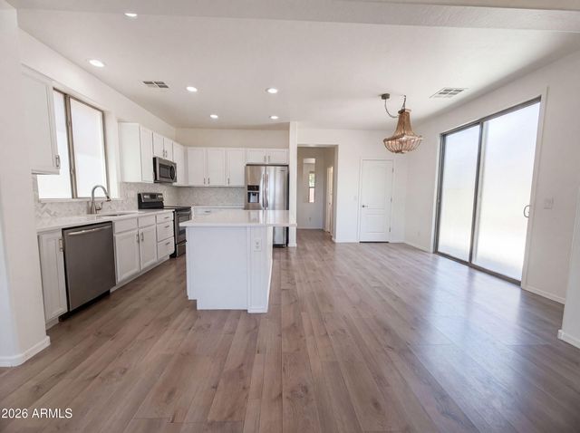3299 E TYSON Street, Gilbert, AZ 85295
