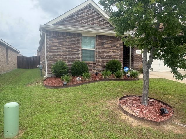 2605 Centurion Road, Glenn Heights, TX 75154