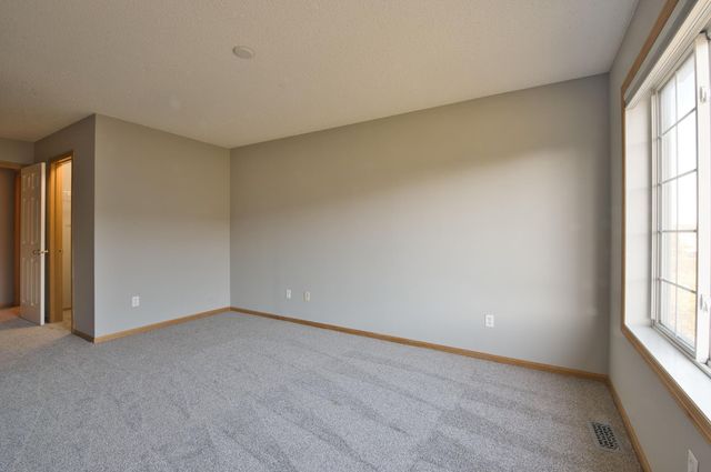 2315 Eagle Trace Lane, Woodbury, MN 55129