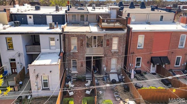 1911 Lynch Street, St Louis, MO 63118