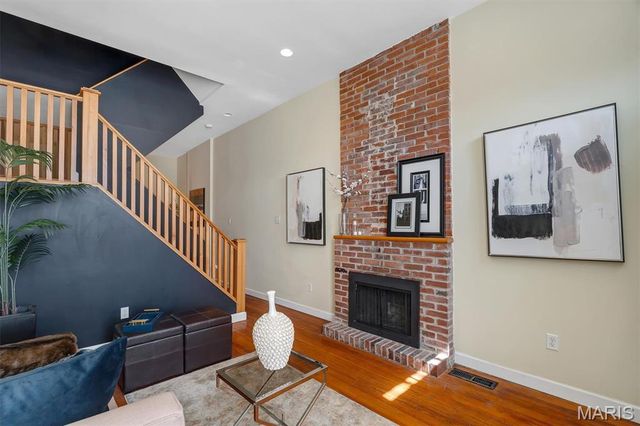 1911 Lynch Street, St Louis, MO 63118