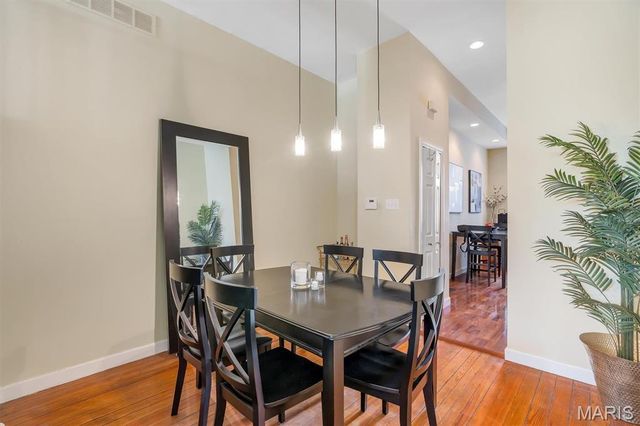 1911 Lynch Street, St Louis, MO 63118