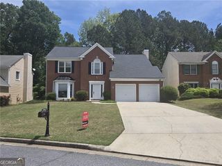 10845 Glenbarr Drive, Duluth, GA 30097