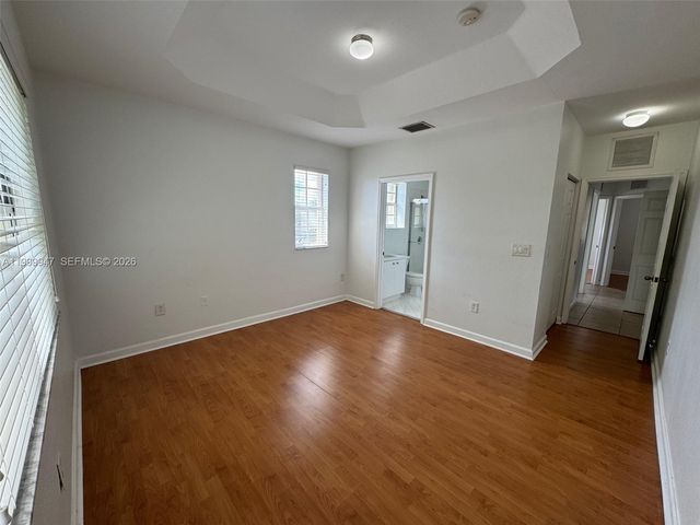 1690 NE 33rd Ave 210-6, Homestead, FL 33033