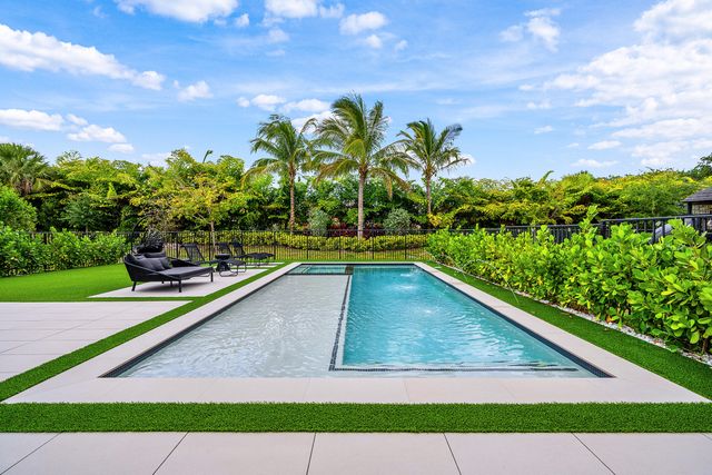 8124 Crystal Downs Avenue, Boca Raton, FL 33434