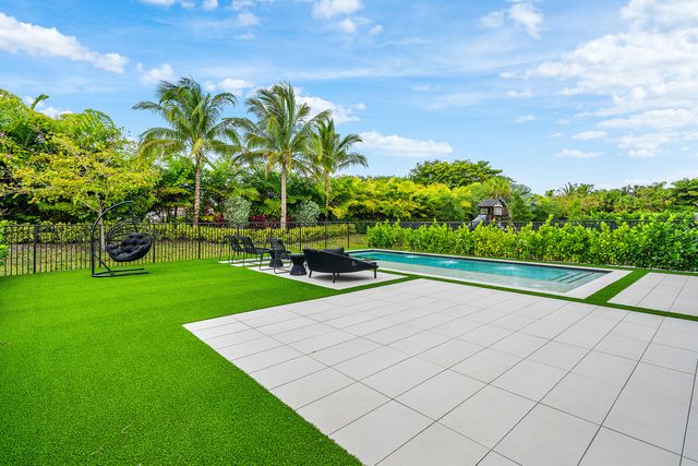 8124 Crystal Downs Avenue, Boca Raton, FL 33434