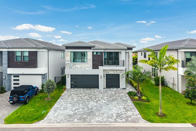 8124 Crystal Downs Avenue, Boca Raton, FL 33434