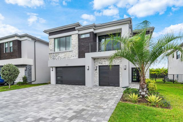 8124 Crystal Downs Avenue, Boca Raton, FL 33434