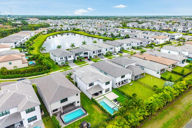 8124 Crystal Downs Avenue, Boca Raton, FL 33434