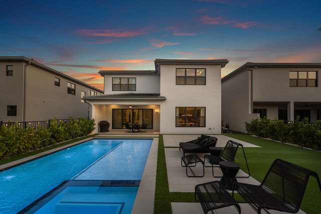 8124 Crystal Downs Avenue, Boca Raton, FL 33434