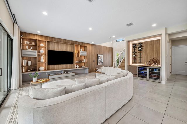 8124 Crystal Downs Avenue, Boca Raton, FL 33434