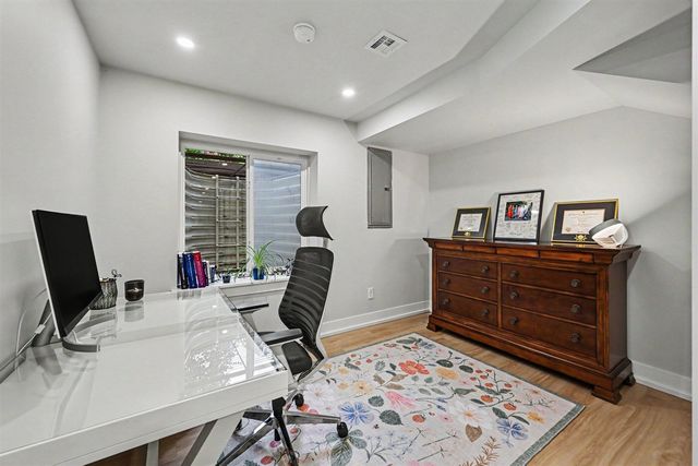 586 Kuehnle Avenue, Ann Arbor, MI 48103