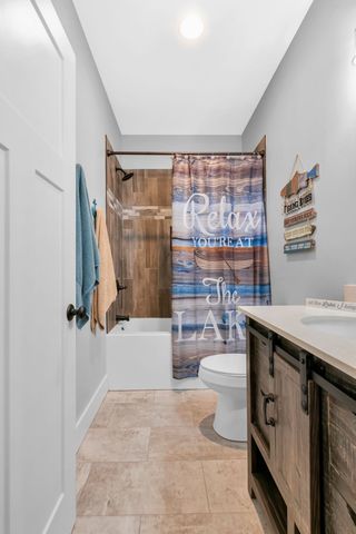 1055 Hunters Landing Ln, Smithville, TN 37166