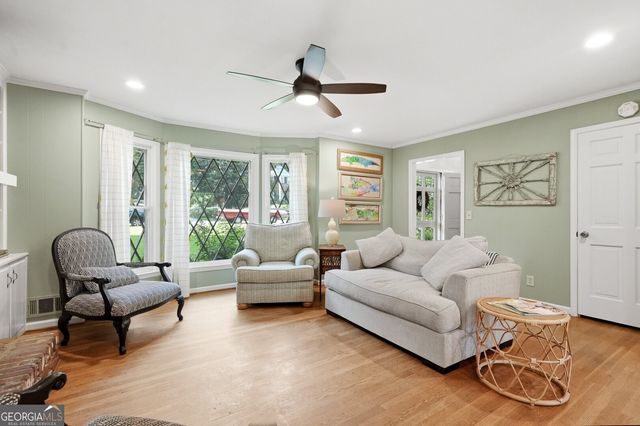 1722 Kellogg Springs Drive, Atlanta, GA 30338