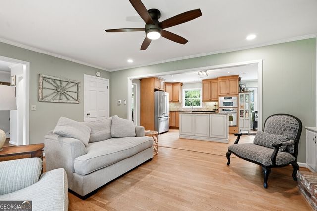 1722 Kellogg Springs Drive, Atlanta, GA 30338