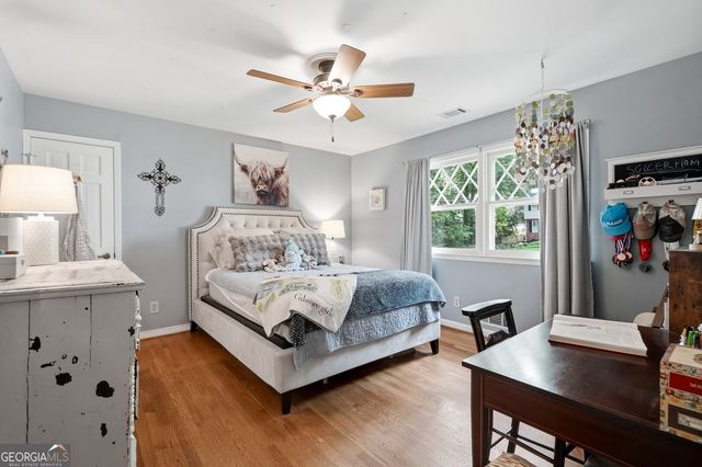 1722 Kellogg Springs Drive, Atlanta, GA 30338