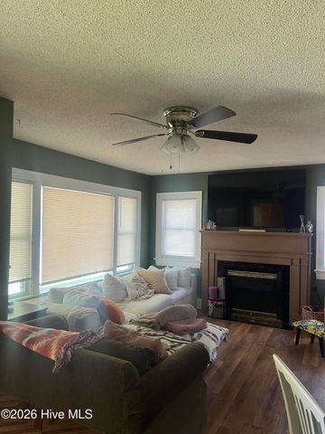 307 Hickory Street, Greenville, NC 27858