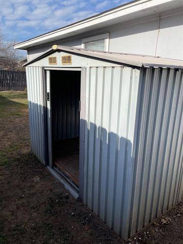 289 Spring Branch LOOP, Kyle, TX 78640