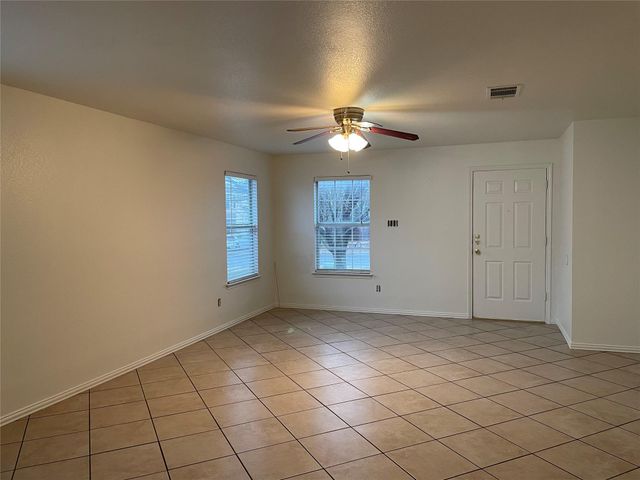 289 Spring Branch LOOP, Kyle, TX 78640