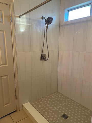 289 Spring Branch LOOP, Kyle, TX 78640