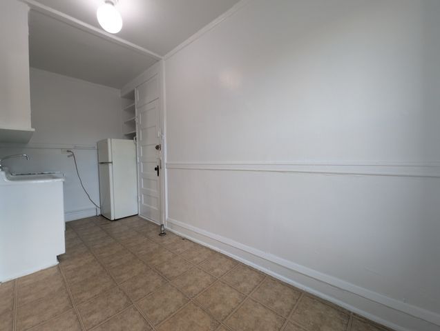 3310 W Schubert Avenue 2Y, Chicago, IL 60647