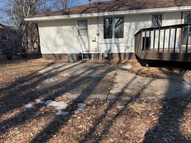 836 112th Avenue NW, Coon Rapids, MN 55448