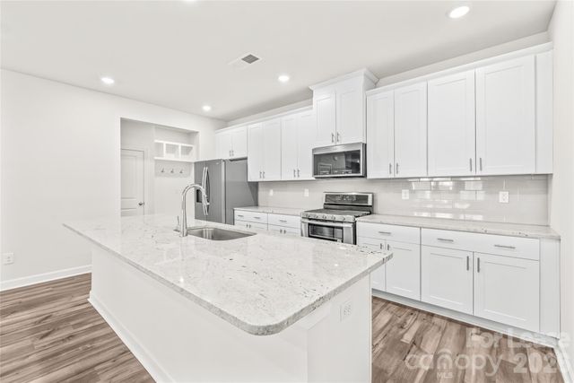 4059 Armstrong Farm Drive, Belmont, NC 28012