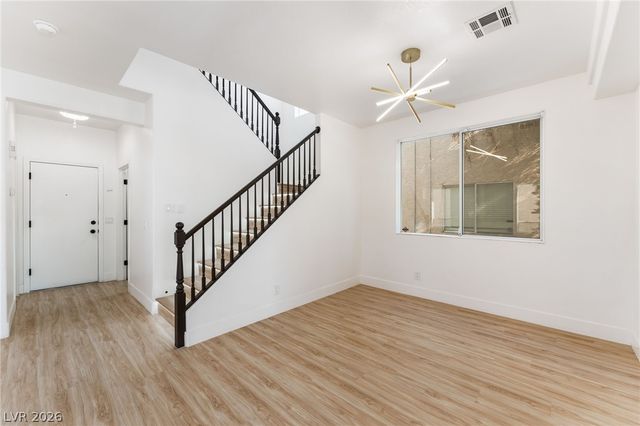 3472 Unique Way, Las Vegas, NV 89129