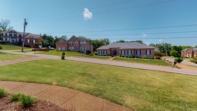 109 Masters Way, Hendersonville, TN 37075