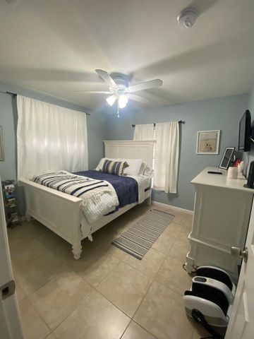 604 SW Columbus Drive, Port St. Lucie, Port St Lucie, FL 34953