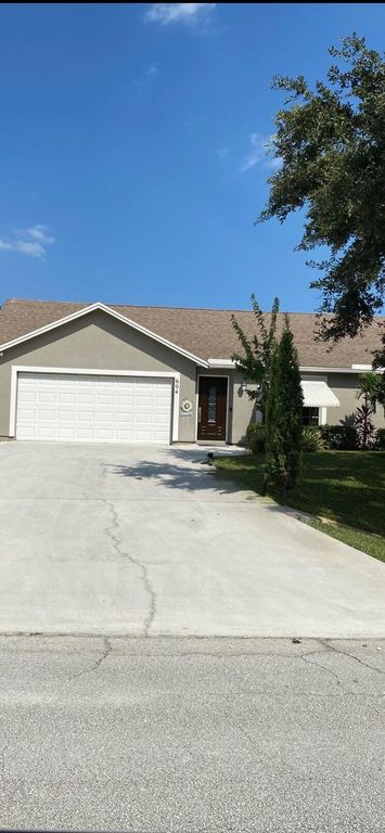 604 SW Columbus Drive, Port St. Lucie, Port St Lucie, FL 34953
