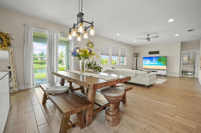 11971 Cypress Key Way, Royal Palm Beach, FL 33411