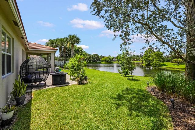 11971 Cypress Key Way, Royal Palm Beach, FL 33411