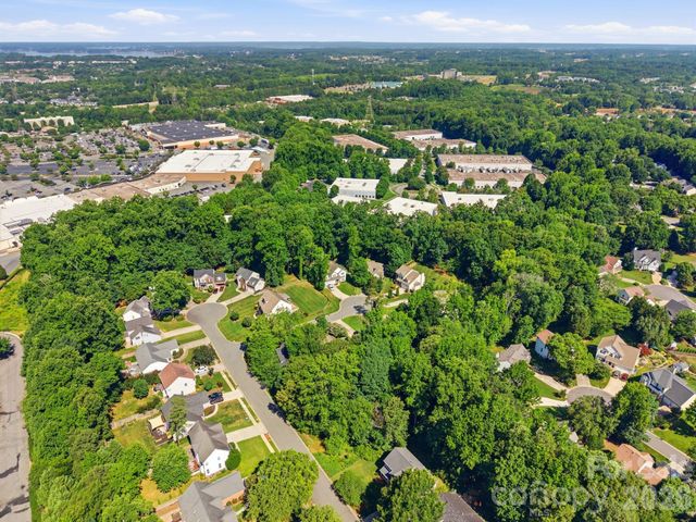 16904 Taft Court, Huntersville, NC 28078