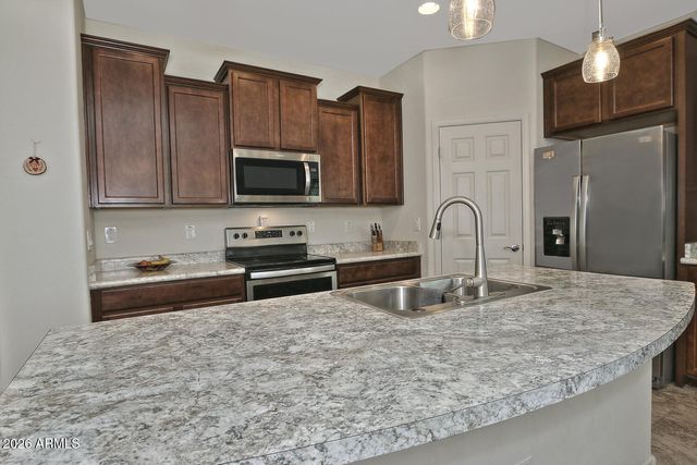 5484 W PATRIOT Way, Florence, AZ 85132