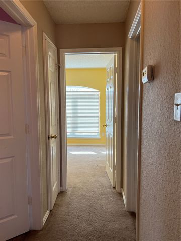 6015 Harwood Crossing Drive, Arlington, TX 76018