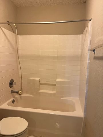 6015 Harwood Crossing Drive, Arlington, TX 76018