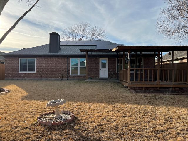 6015 Harwood Crossing Drive, Arlington, TX 76018