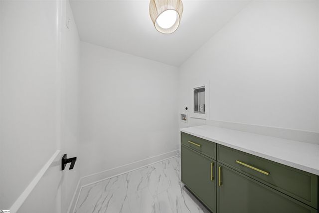 9 Beck Avenue, Greenville, SC 29605