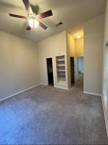1908 San Antonio ST 303, Austin, TX 78705