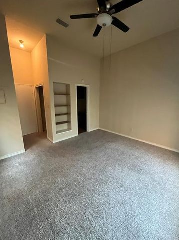 1908 San Antonio ST 303, Austin, TX 78705