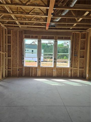 687 Crest Line Trail, Powder Springs, GA 30127