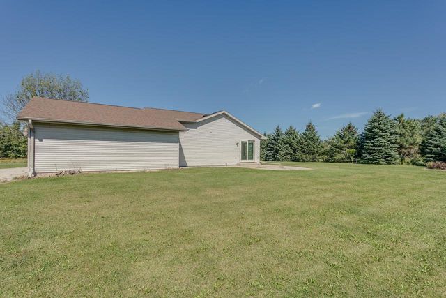 8826 N CLAYTON AVENUE, Neenah, WI 54956