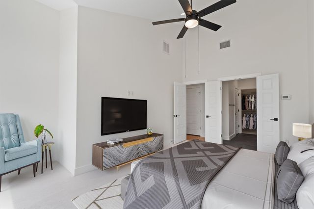 900 Banister LN D, Austin, TX 78704